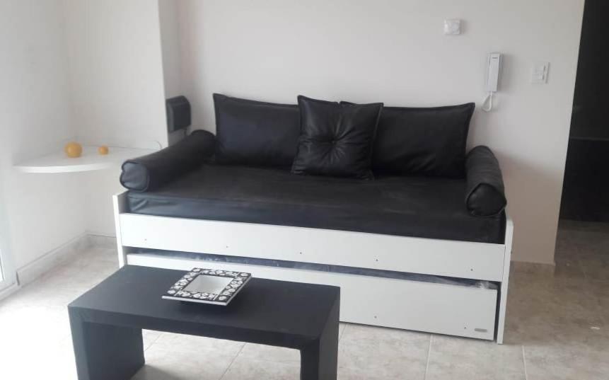 Bahiaxdia Saavedra Apartment Bahia Blanca Bagian luar foto